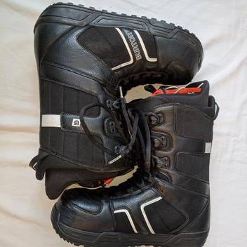 vans snowboard boots size 13