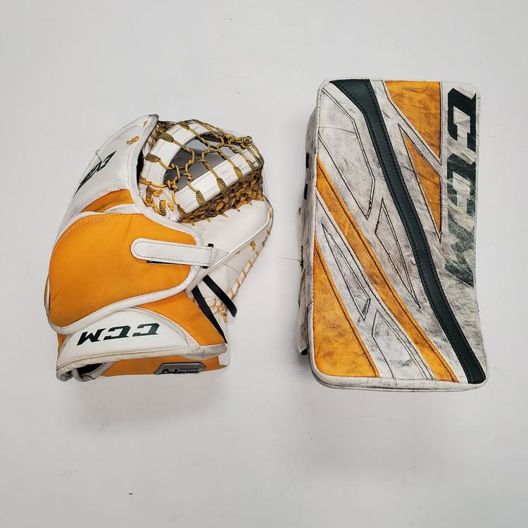 CCM Used Pro Stock Extreme Flex IV Blocker & Catcher Northern