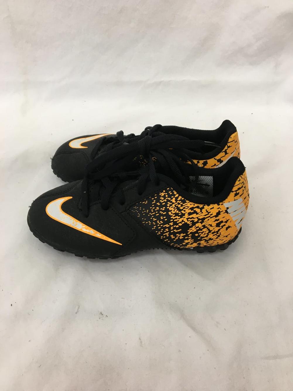 nike bombax indoor soccer shoes