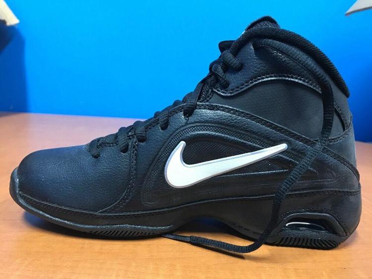 nike women's air visi pro v