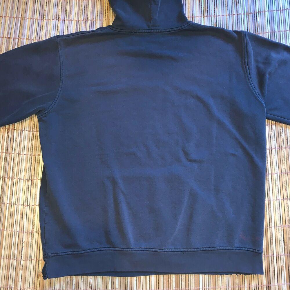 nike hoodie logo middle