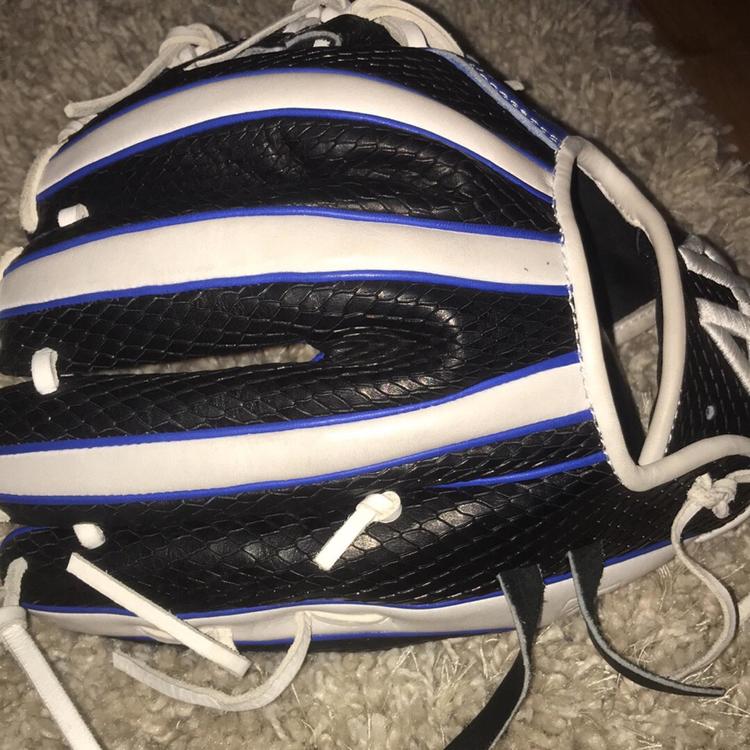 44 Pro Blue New Infield 10.5" Glove Baseball Gloves & Mitts