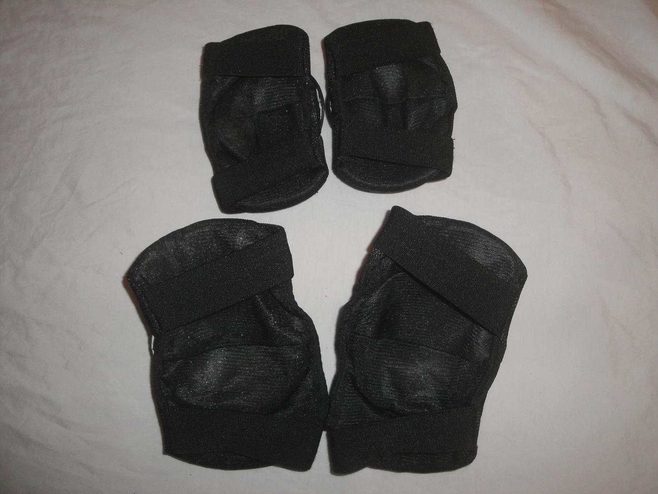 MONGOOSE SKATE/ BIKE PADS KID SIZE USED BLACK SidelineSwap