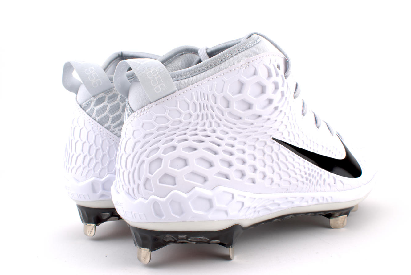 mike trout white cleats