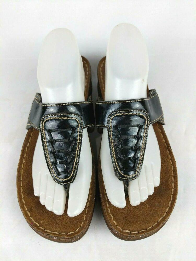 clarks black patent flip flops