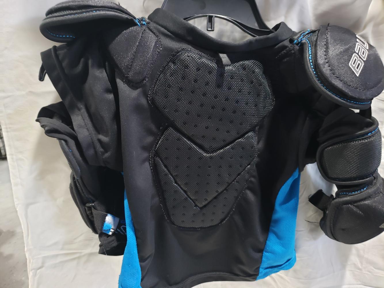 Used Medium Bauer Prodigy Shoulder Pads SidelineSwap