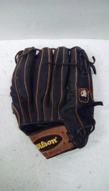 wilson yak softball glove