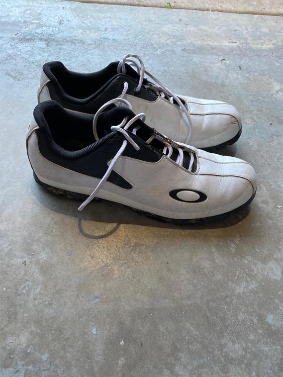 oakley golf shoes