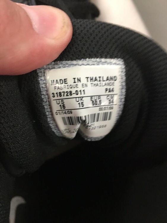 nike land shark baseball cleats