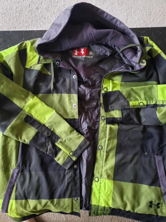 under armour snowboard jacket