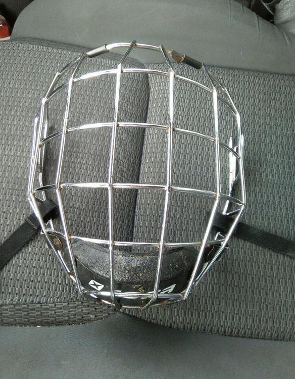 Helmets Cooper CCM Jofa Vintage hockey helmet chin straps White