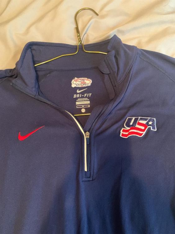 blue nike sweatshirt womens
