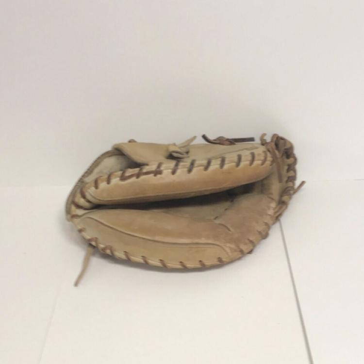 marucci catchers mitt