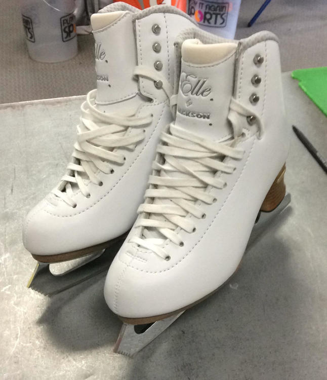 Jackson Elle Sz6.5 Figure Skating Figure Skates