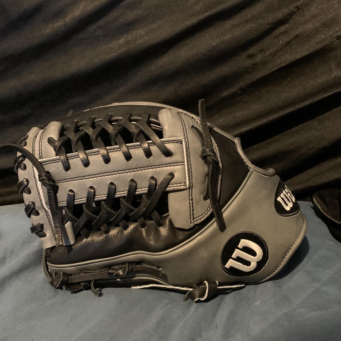 Wilson A2K 12" Baseball Glove SidelineSwap