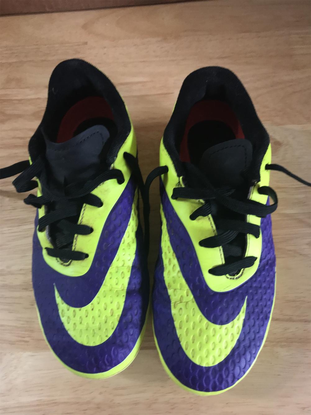nike hypervenom purple
