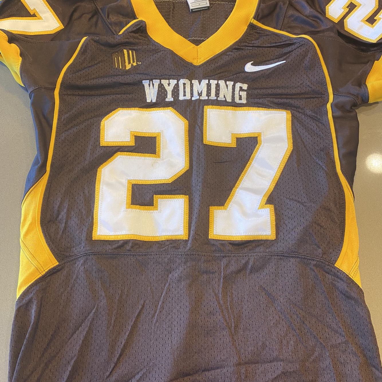 wyoming football apparel