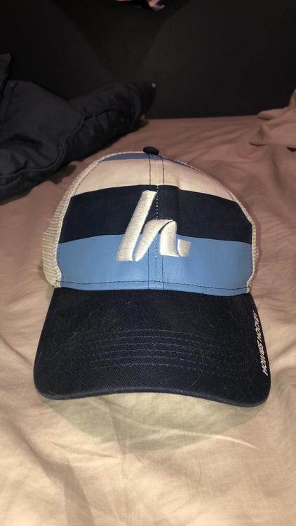 howies hats