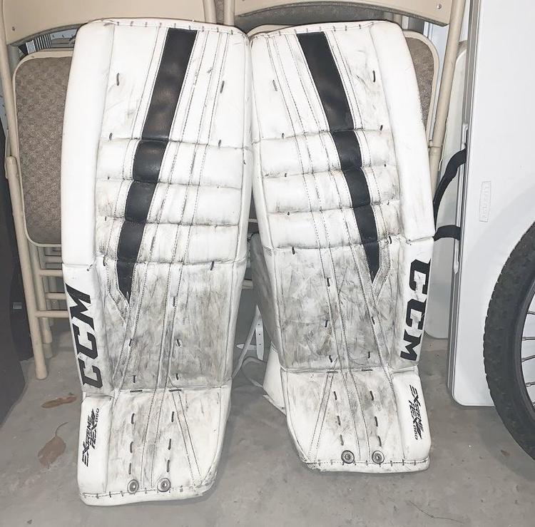 CCM Used 35+1 Regular Extreme flex 860 Full Set Hockey Goalie