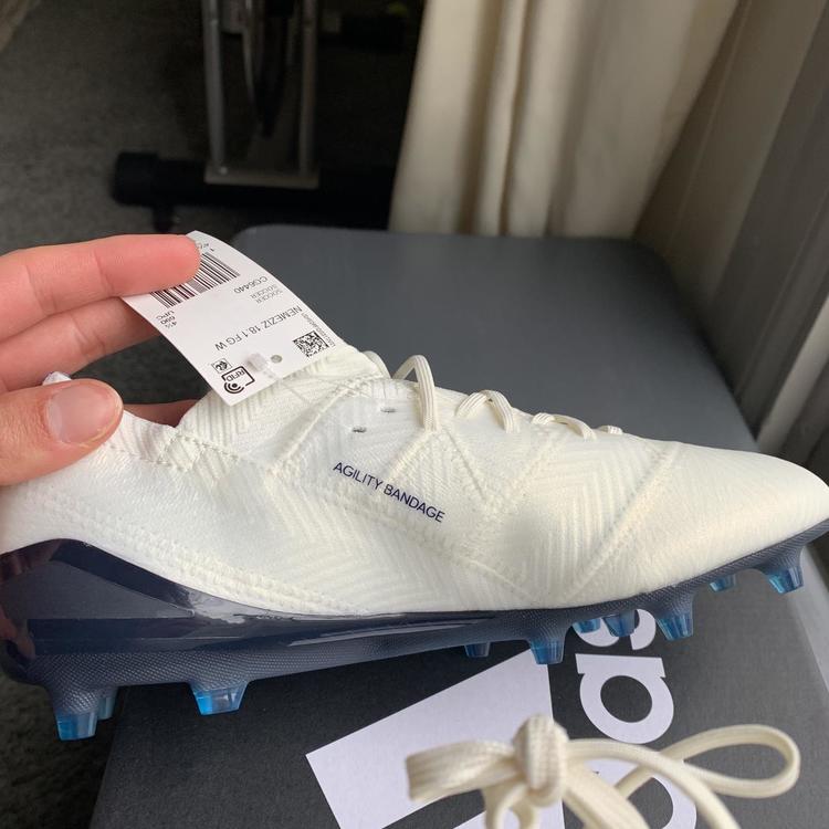 nemeziz size 6