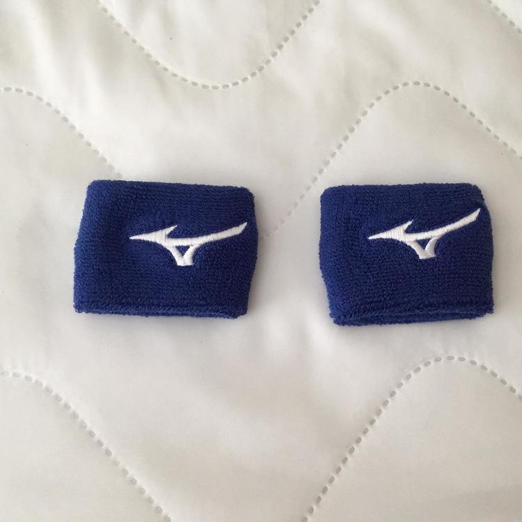 mizuno wristbands