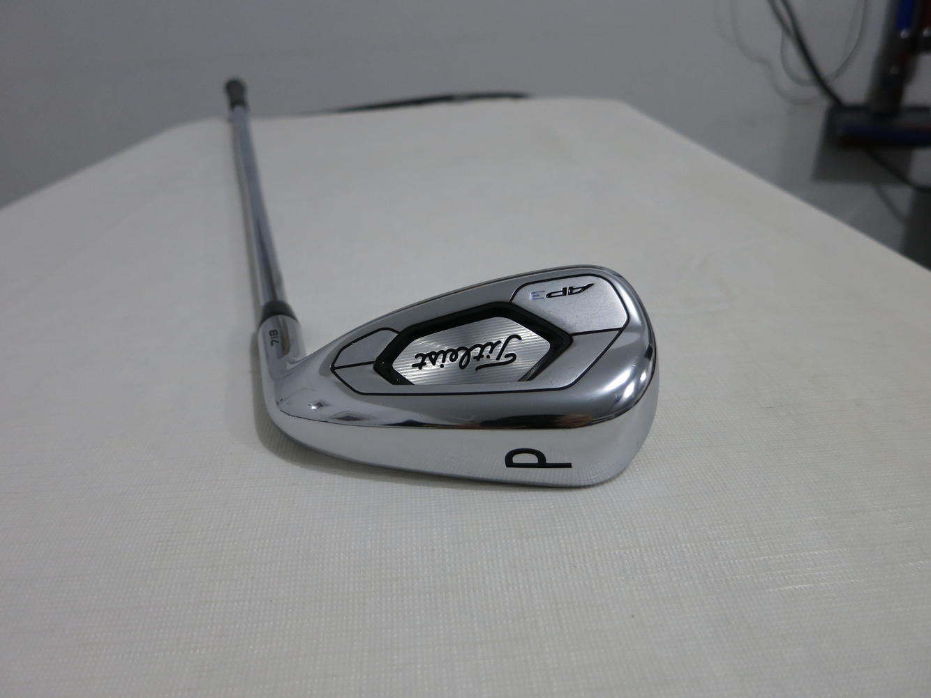 Titleist 718 AP3 Pitching Wedge 43* AMT Black S300 Stiff Steel