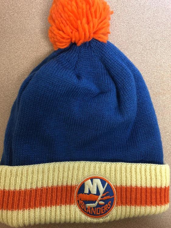 islanders winter hat