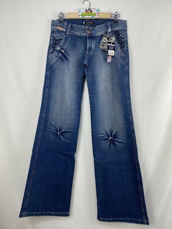 jeans with bedazzled pockets