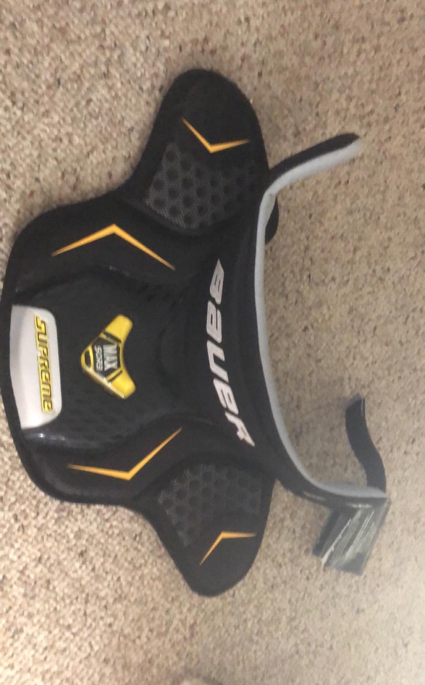 Bauer neck Guard SidelineSwap