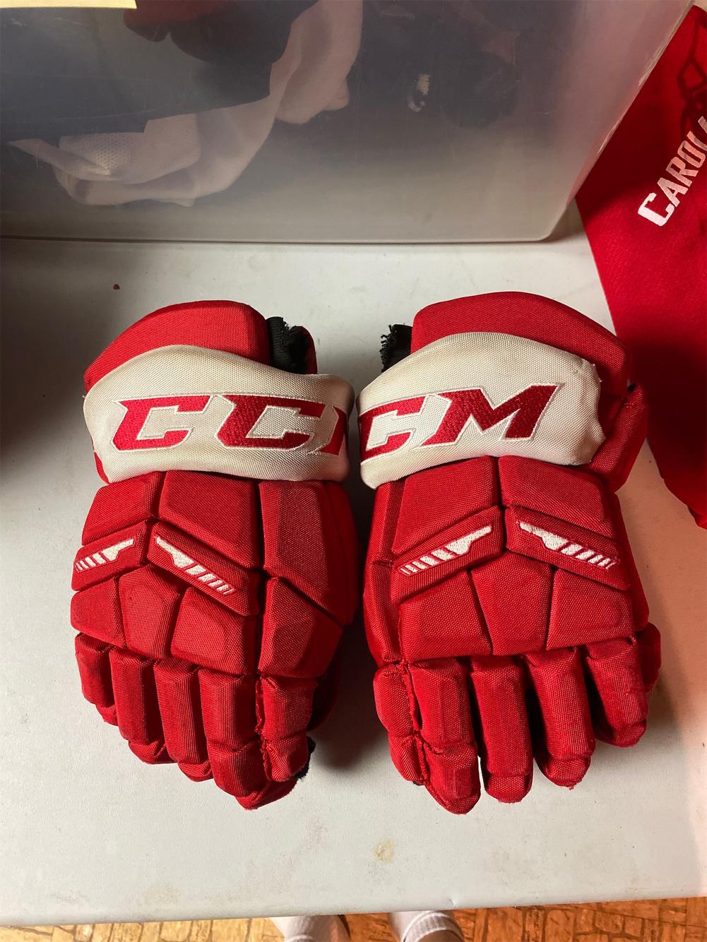 Carolina Junior Hurricanes Used CCM HGTK 13" Pro Stock Gloves