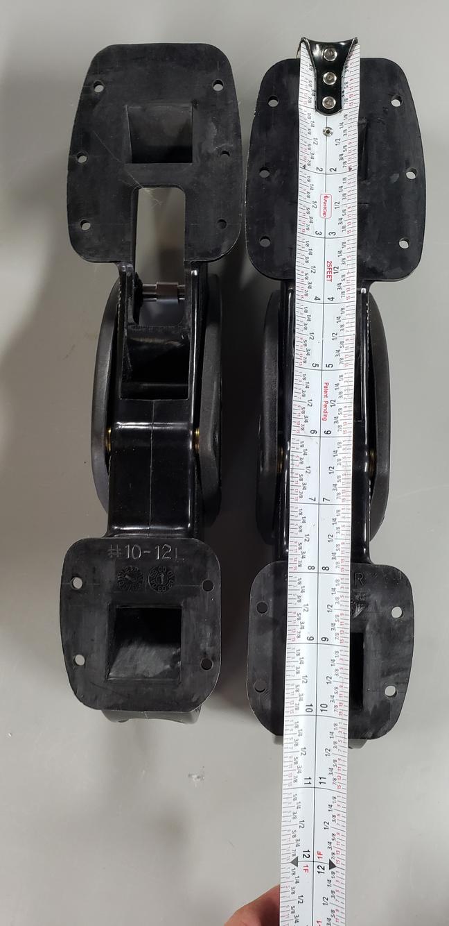 New Senior Bauer Inline Skate Holder Size 1012 SidelineSwap