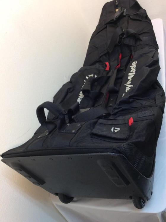TaylorMade Used Travel Bag Travel Bag Soft Case Wheeled Golf Bags & Carts