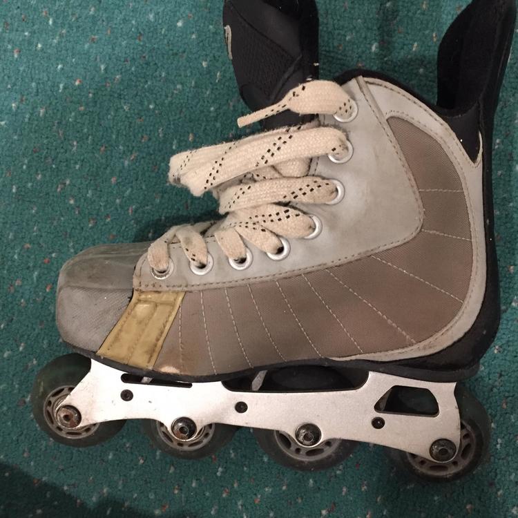 Nike Junior EE (Extra Wide) Size 2 Inline Inline, Roller & Street