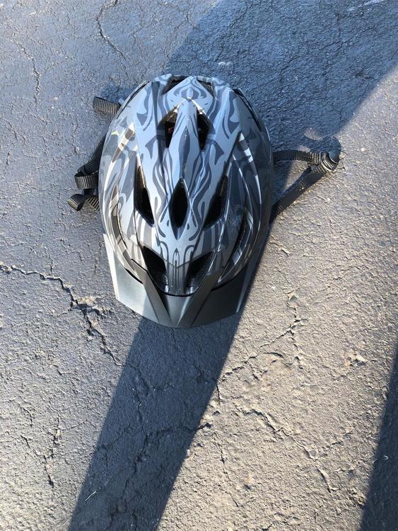 mongoose bike helmet