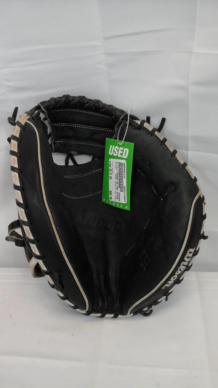 Used Wilson A2000 M1 Pro Stock 32 1 2" Baseball & Softball Catchers