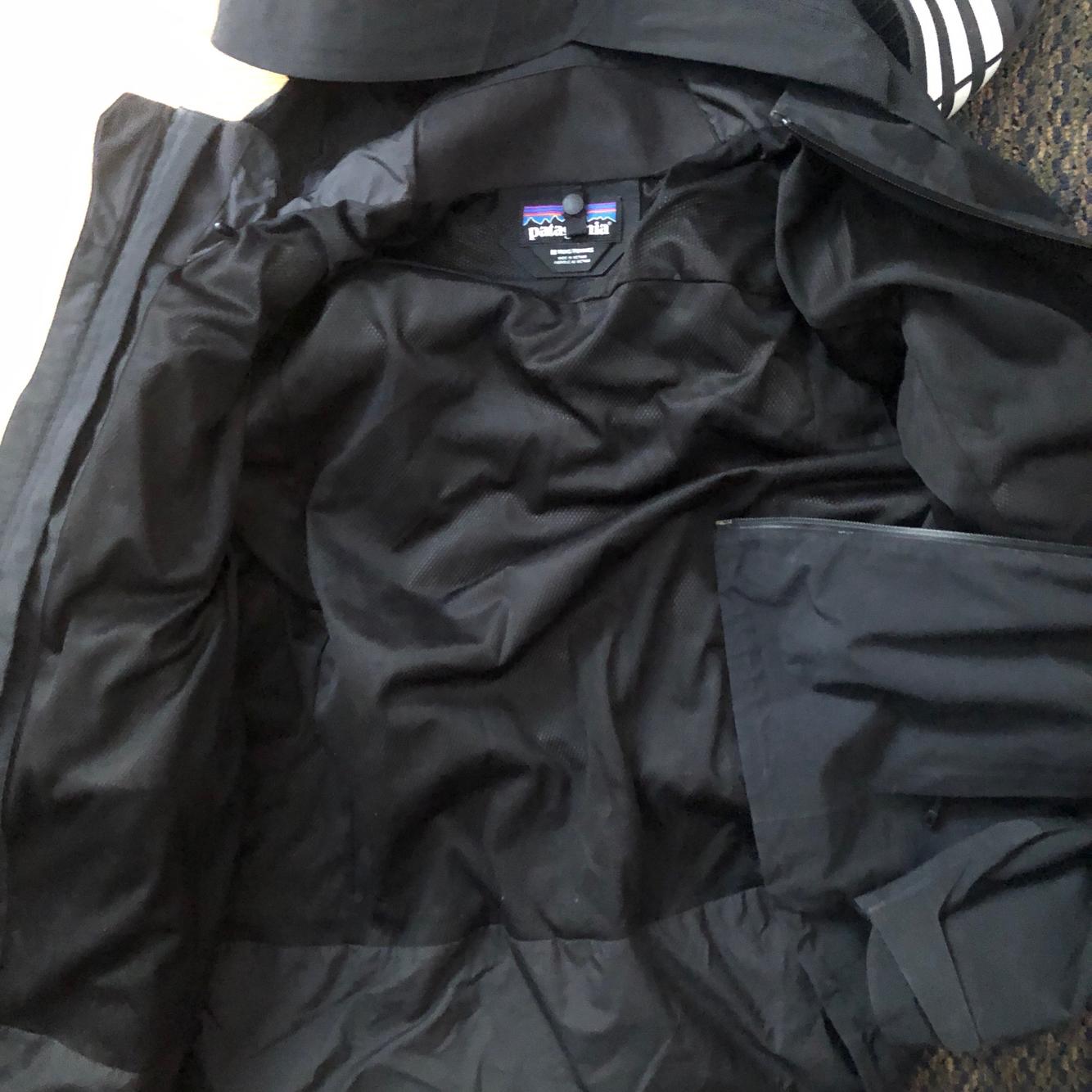 Black Men's Medium Patagonia Jacket SidelineSwap