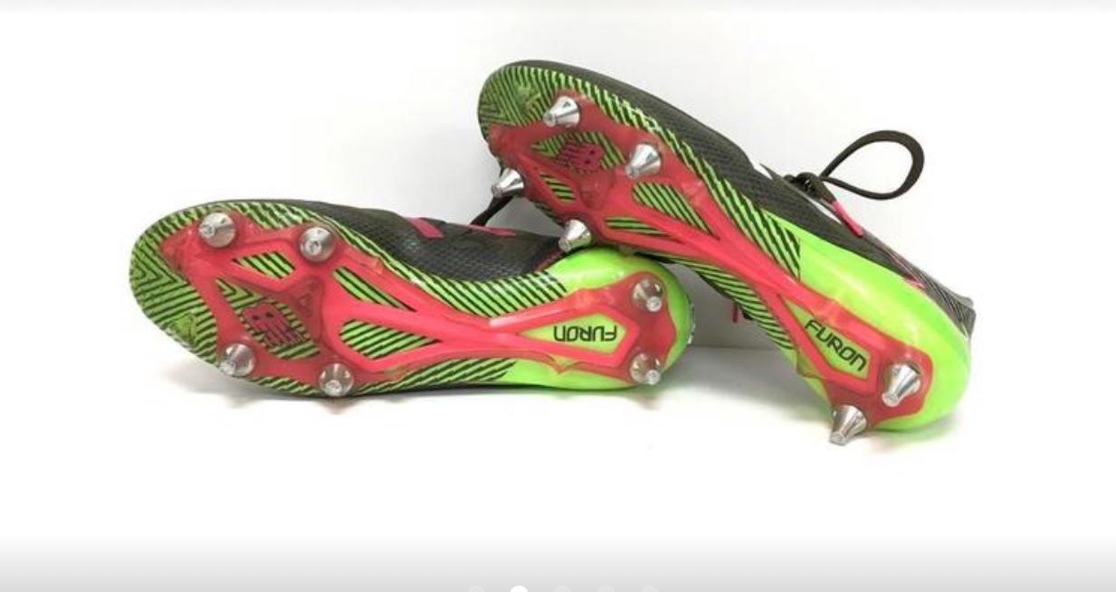 new balance studs