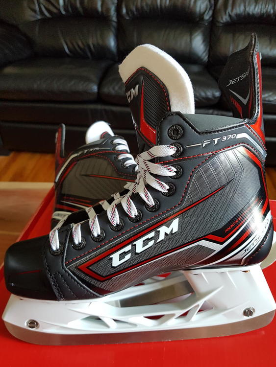 CCM New JetSpeed FT370 Size 6 Hockey Skates