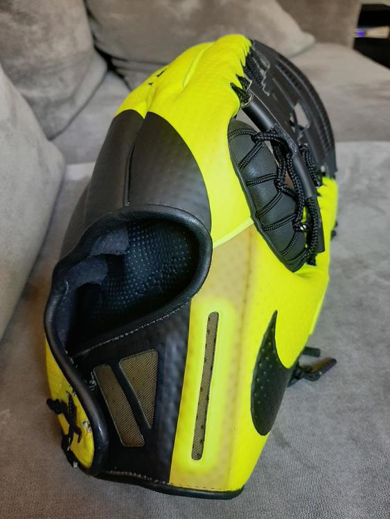 nike hyperfuse glove