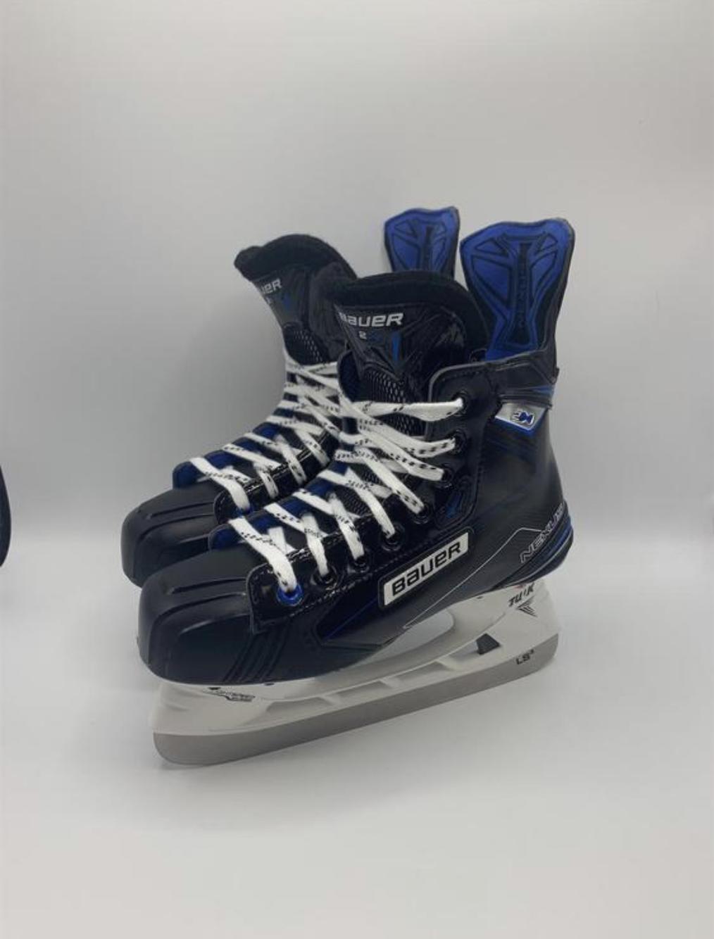 Bauer Nexus 2N Junior Size 5.5 D New In Box Hockey Skates