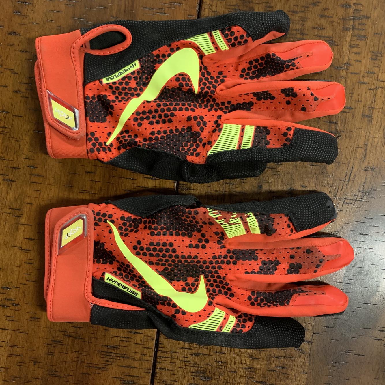 XL Nike Vapor Batting Gloves SidelineSwap