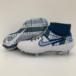 baby blue nike baseball cleats