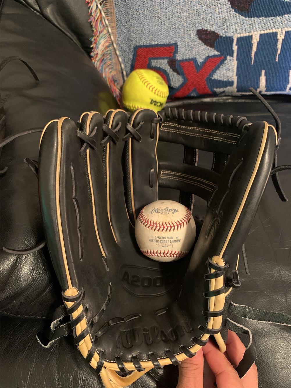 Used Outfield A2000 1799 12.75" Baseball Glove SidelineSwap