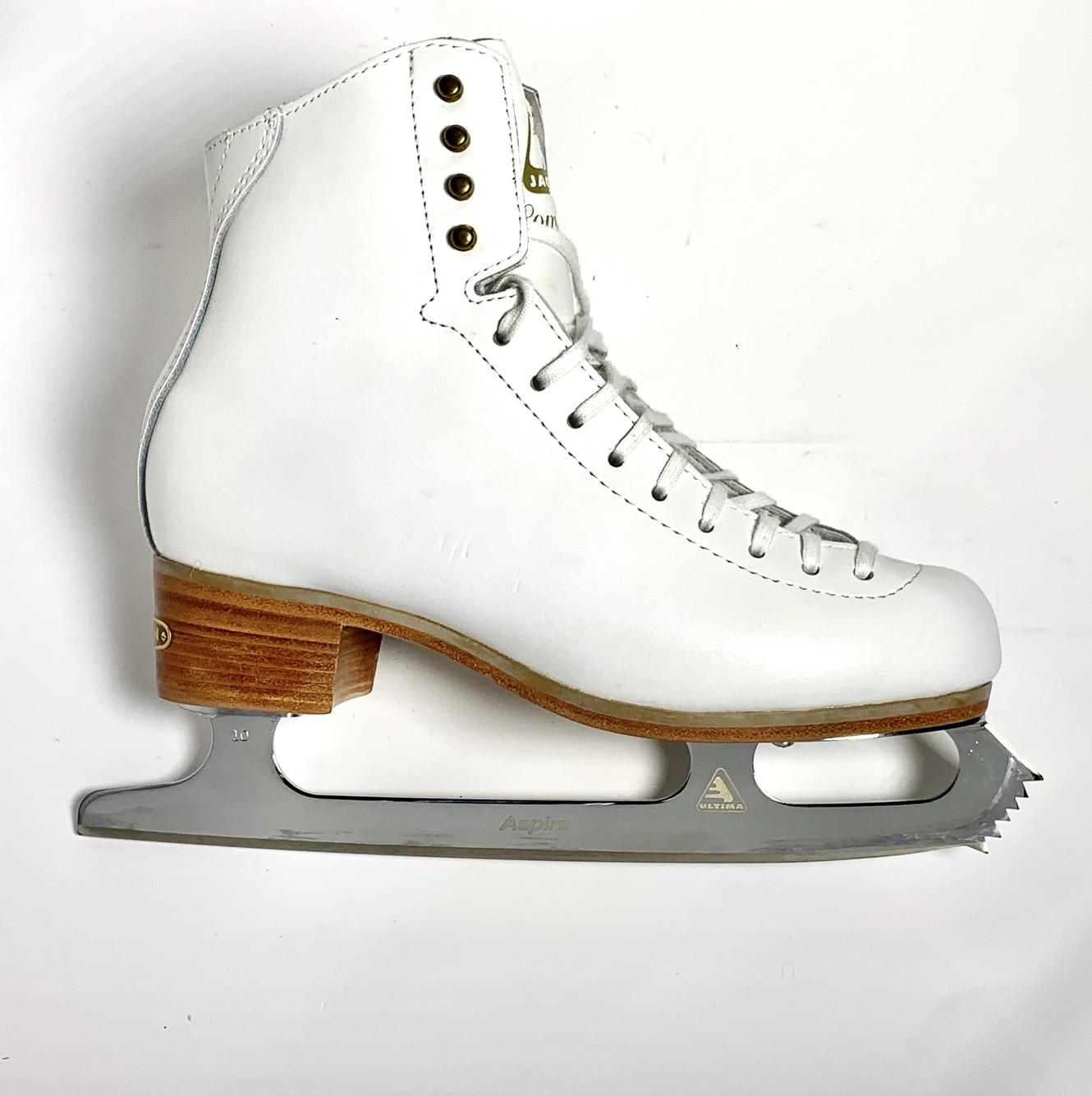 New Jackson DJ2370 Competitor Figure Skates Size 8.0B SidelineSwap