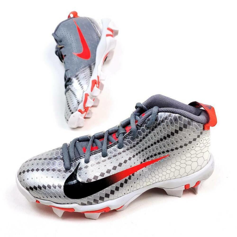 gray baseball cleats
