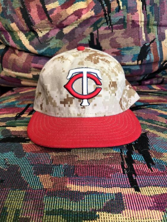 twins camo hat