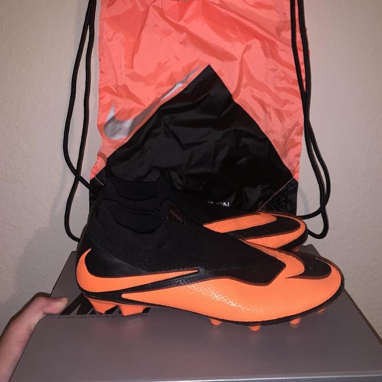hypervenom size 10