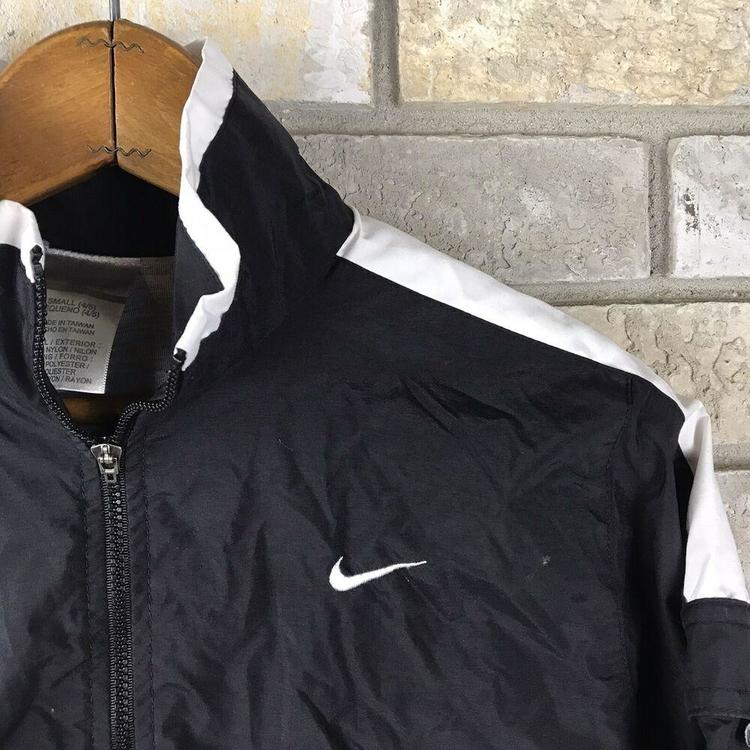 nike youth windbreaker jacket
