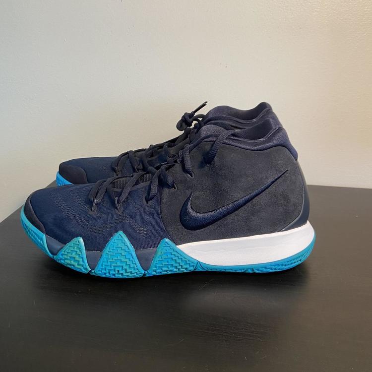 kyrie 4 size 10.5