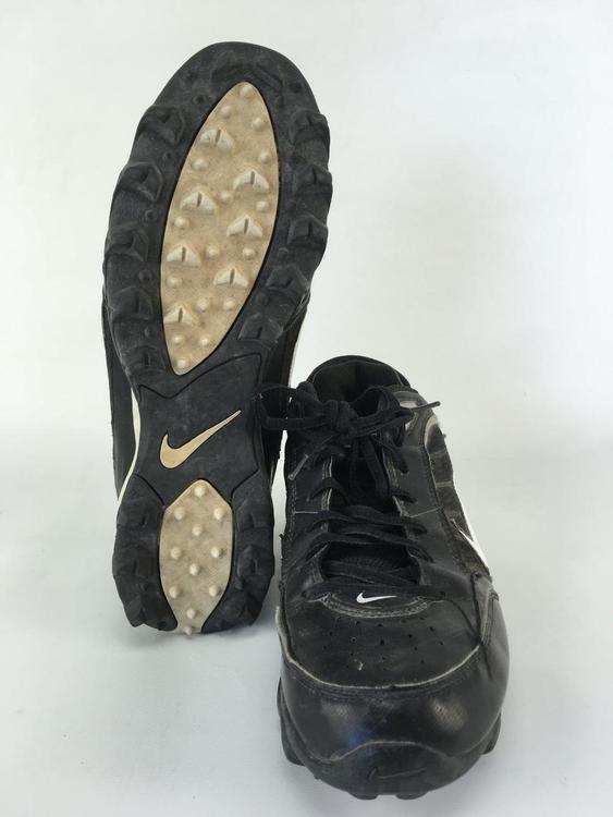 nike land shark baseball cleats